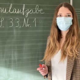 SKYLOTEC spendet Mund-Nasen-Schutz für Grundschule Hasenfänger in Andernach